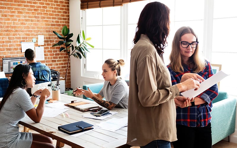 Test What visa do you need to work legally in Singapore?